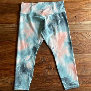 NWOT Athleta Elation Printed 7/8 Leggings